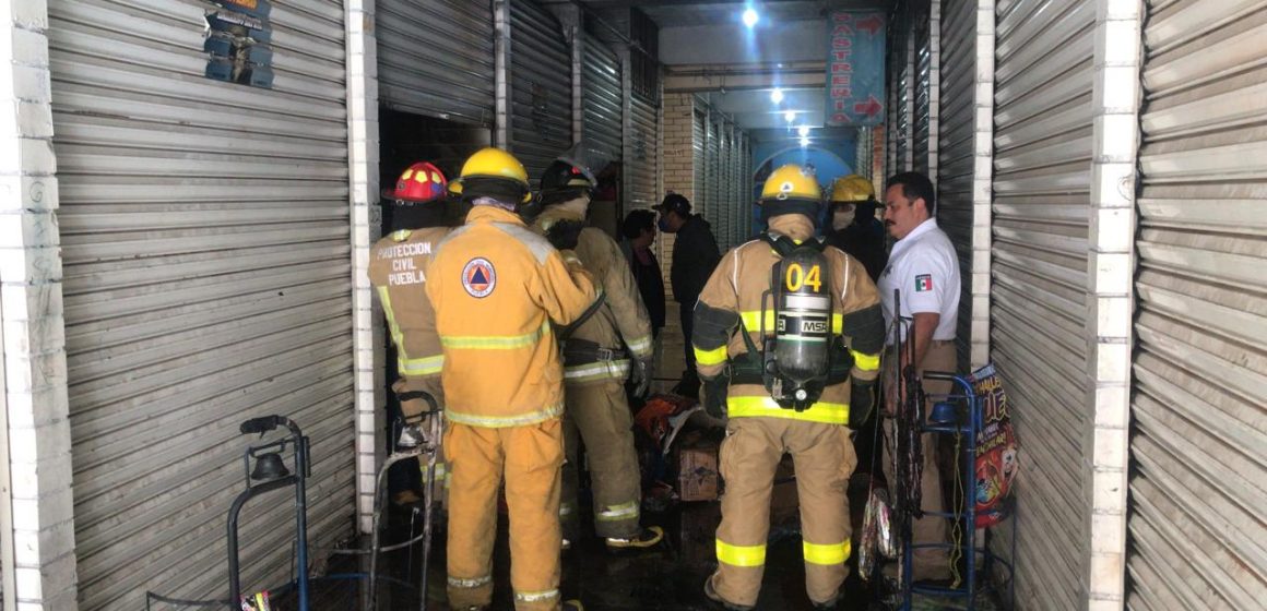 Se registra incendió en el mercado de La Merced