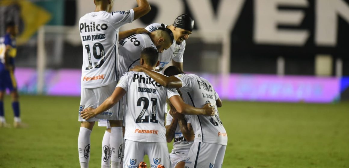 Santos goleó a Boca Juniors y va a la Final de la Libertadores