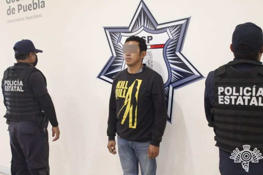 Presunto vendedor de armas y drogas fue detenido por la Policía Estatal en Amozoc