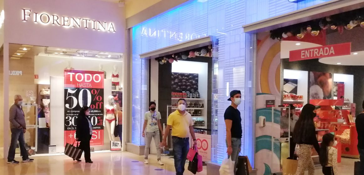 Reapertura de centros comerciales activan 40 mil empleos en Puebla