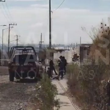 (VIDEO) Hallan cuerpo encobijado y sin vida en Camino Real a San Jerónimo Caleras