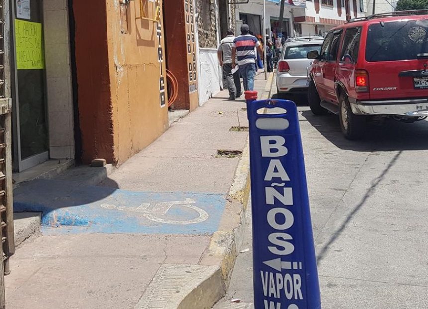 Hay 40 baños públicos en riesgo de quiebra, alertan Bañeros en Puebla
