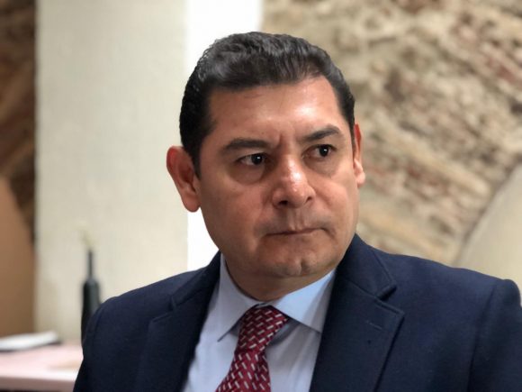 Reconoce Senador Armenta su amistad con Fredy Erazo, defensor del “Grillo”