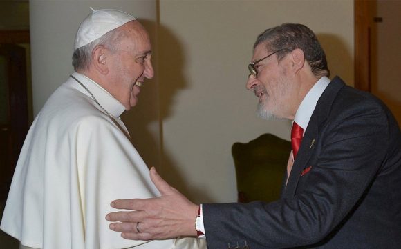 Muere el médico personal del Papa Francisco, se contagió de Covid 19