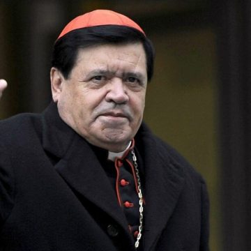 Arzobispo Emérito Norberto Rivera es hospitalizado por COVID-19