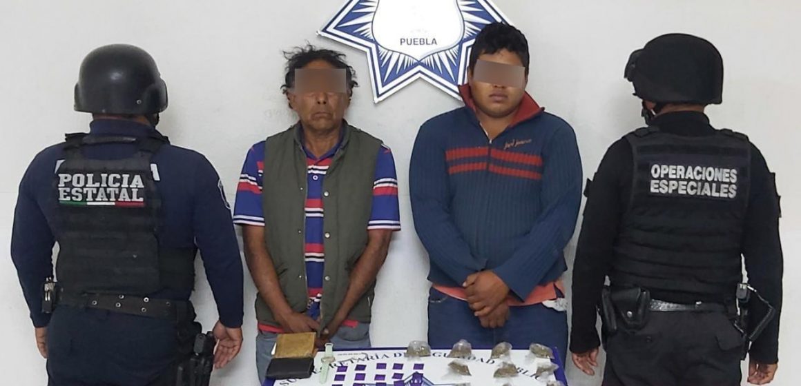 En Amozoc, Policía Estatal detiene a dos presuntos distribuidores de droga