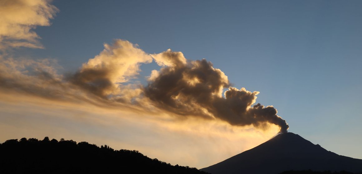 Continúan emisiones Volcán Popocatépetl