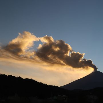 Continúan emisiones Volcán Popocatépetl