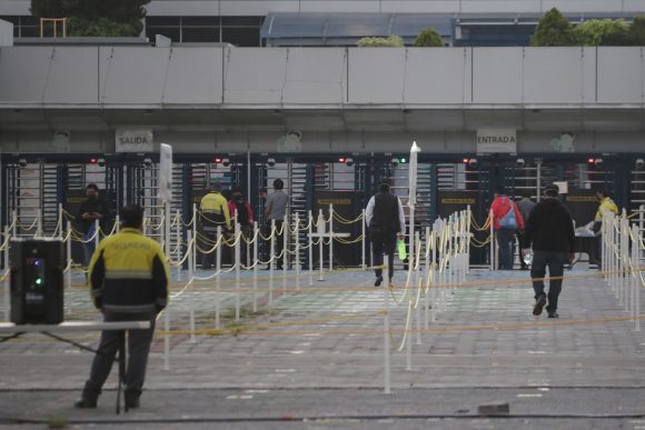 Sindicato y Planta VW difieren por número de trabajadores víctimas del Covid