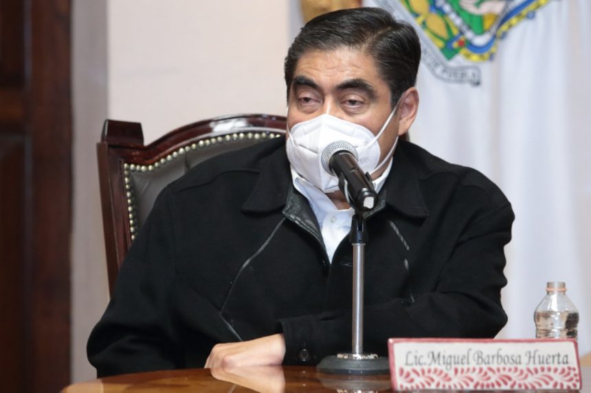 1029 Contribuye gobierno del estado con infraestructura para aplicación de vacunas: Barbosa