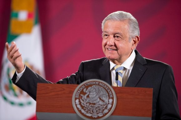 “El movimiento #PresidenteRompaElPacto es una expresión importada”: AMLO