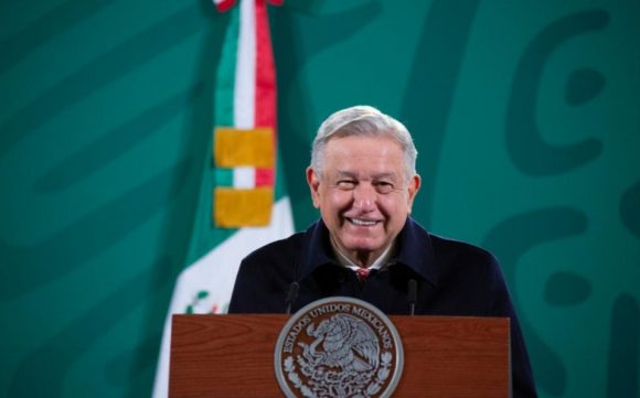 Será hasta marzo la vacunación de adultos mayores en ciudades y zonas urbanas: AMLO