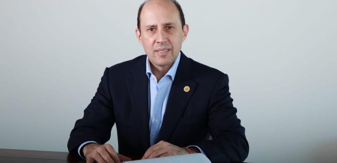 Fernando Manzanilla pide que se informe y diseñe estrategia para nuevas variantes del Covid en México