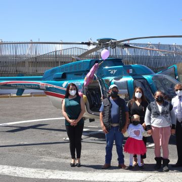 (VIDEO)Cumple Gobierno de Puebla sueño de volar en helicóptero a Hannia
