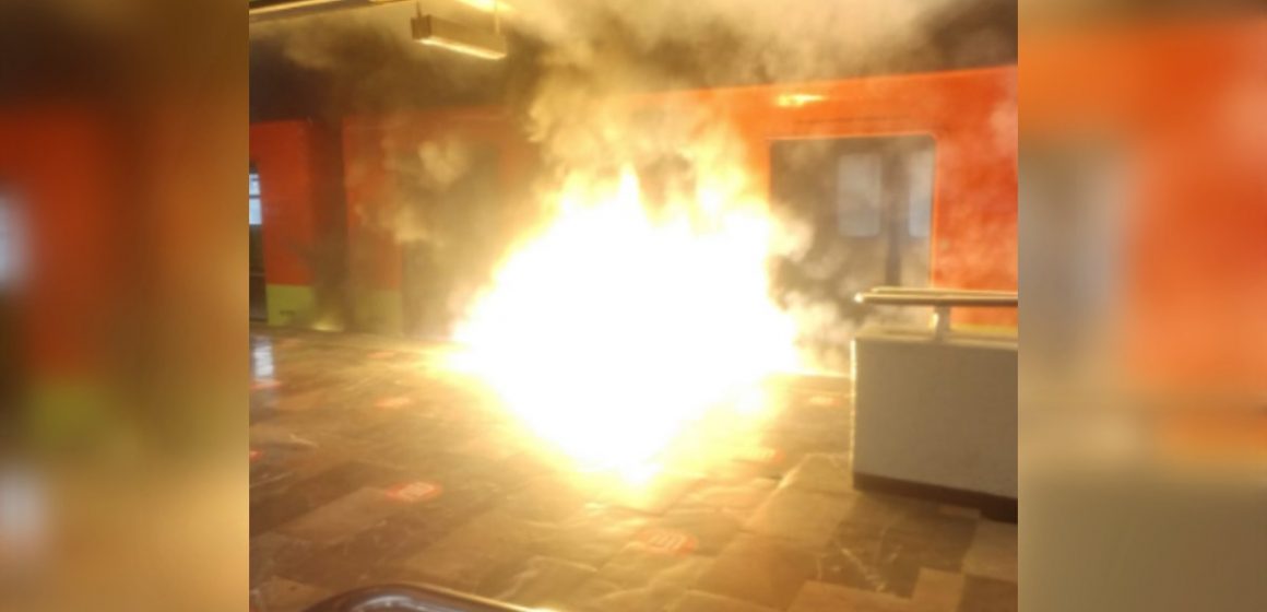 (FOTOS Y VIDEO) Se incendia metro en CDMX; no hay lesionados