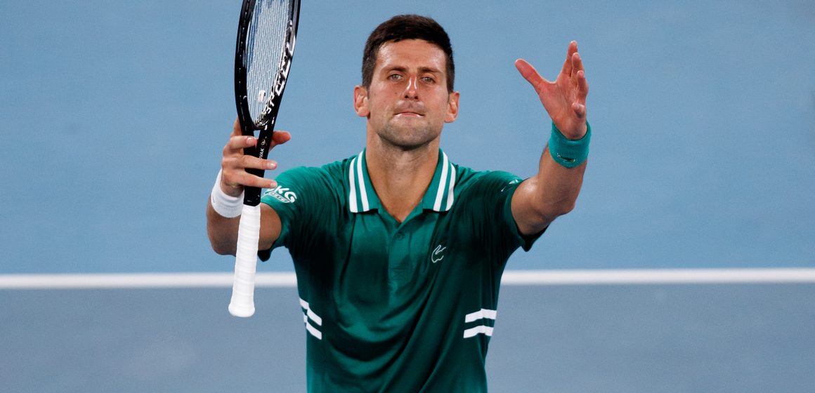 Djokovic avanza a las semifinales del Abierto de Australia