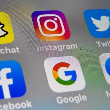 Riesgos graves de censura en la propuesta de regulación de las redes sociales por Lilia Vélez