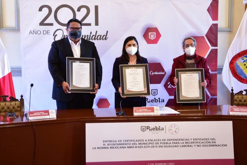 dd892281-2abc-4e87-83ce-3451595ee543 Reconocen a dependencias y enlaces de Ayuntamiento de Puebla por recertificación de Norma Laboral 2020