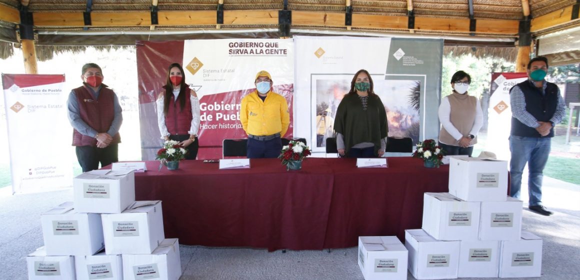 Entrega SEDIF paquetes alimentarios a brigadistas forestales