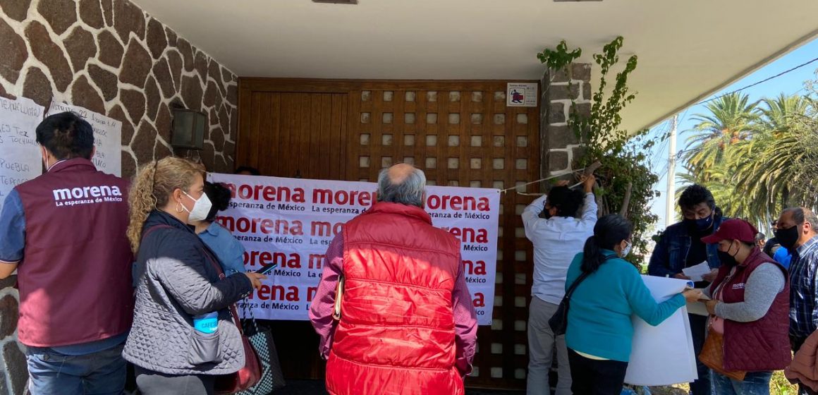 Denuncian venta de candidaturas en MORENA