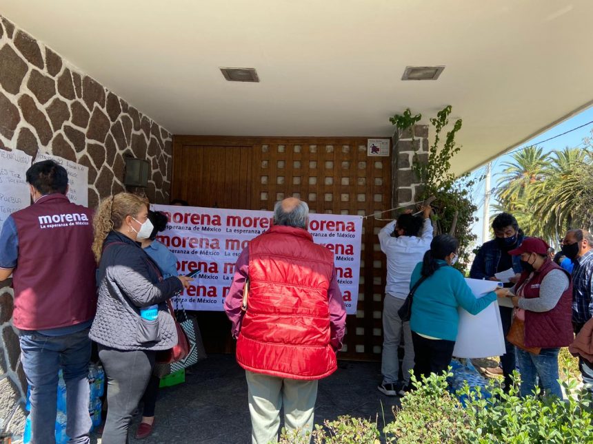 Denuncian venta de candidaturas en MORENA