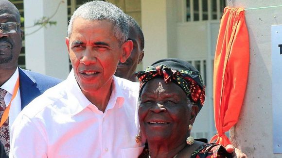 Muere Sarah la abuela africana de Obama a los 99 años