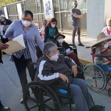 Bajan las quejas contra coordinadores de la vacuna anti Covid