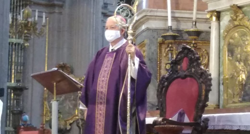 Proteger a la familia y a la mujer pide arzobispo de Puebla
