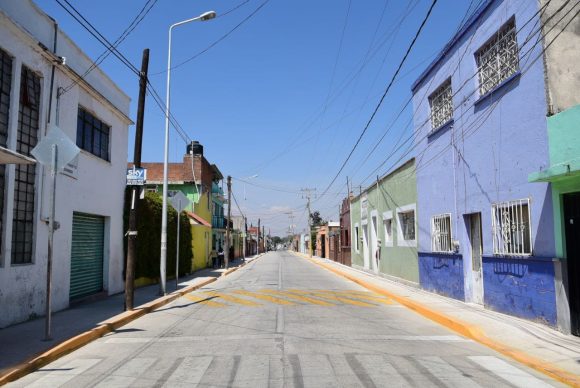 Gobierno de la Ciudad rehabilita calles con concreto hidráulico en zona CAPU