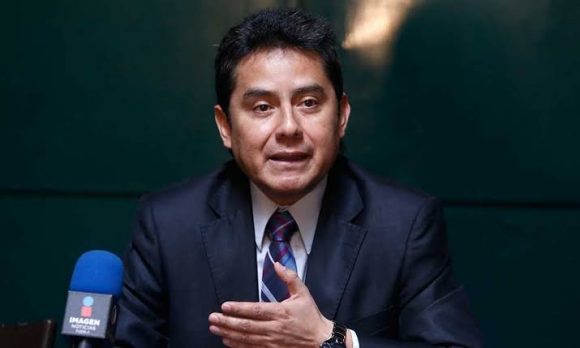 Ofrecen dueños de franquicias personal capacitado para campaña de vacunación anti Covid