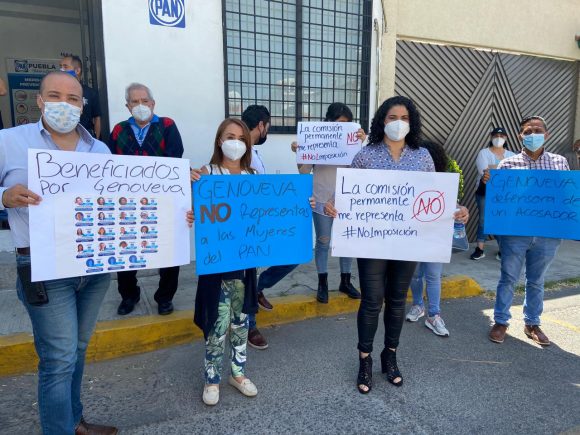 Arman protesta militantes del PAN por la imposición de candidatos