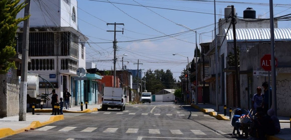 Entrega Ayuntamiento de Puebla calles por más de 24 millones de pesos en San Baltazar Campeche