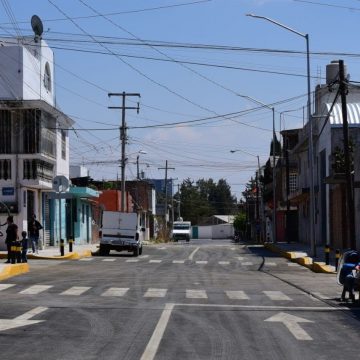 Entrega Ayuntamiento de Puebla calles por más de 24 millones de pesos en San Baltazar Campeche