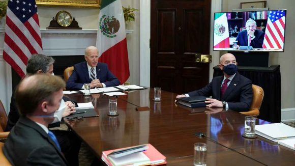 AMLO acepta que no hubo acuerdo con Biden para recibir vacunas de EU; aunque aseguró que no existieron discrepancias