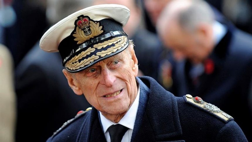 EvZdYRKWgAQ27kP Trasladan al Príncipe Felipe a otro hospital