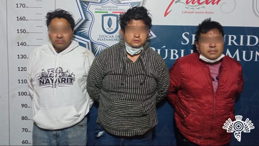 Los capturan en Izúcar colocando una narcomanta