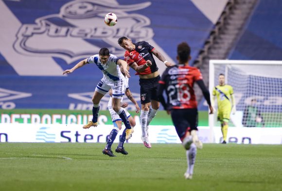 El Puebla tropieza ante Atlas en el Cuauhtémoc