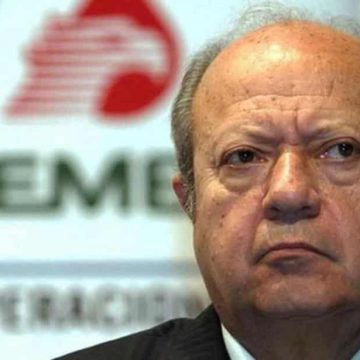 Romero Deschamps se jubilará de Pemex con prestaciones y 100% de su salario