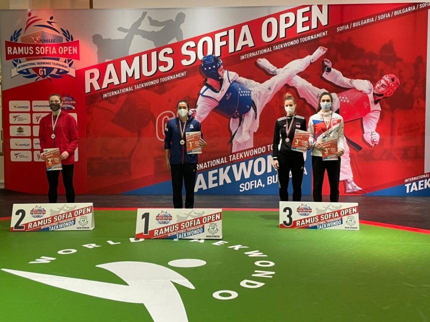 TKD María Espinoza ganó Oro en Abierto de TKD en Bulgaria