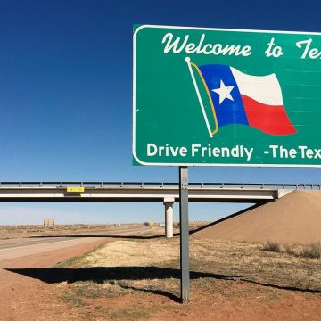 Texas suspende uso de cubrebocas; elimina restricciones contra Covid-19