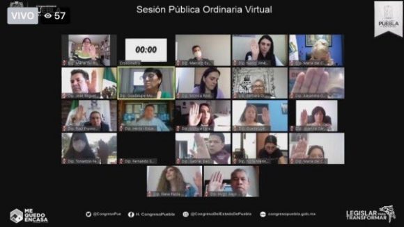 a569a7bf-1190-4680-a341-641557f0f043 Rinden protesta en el Congreso ocho diputados suplentes