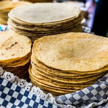 Aumento de 1 a 2 pesos en precio del kilo de tortilla en Puebla