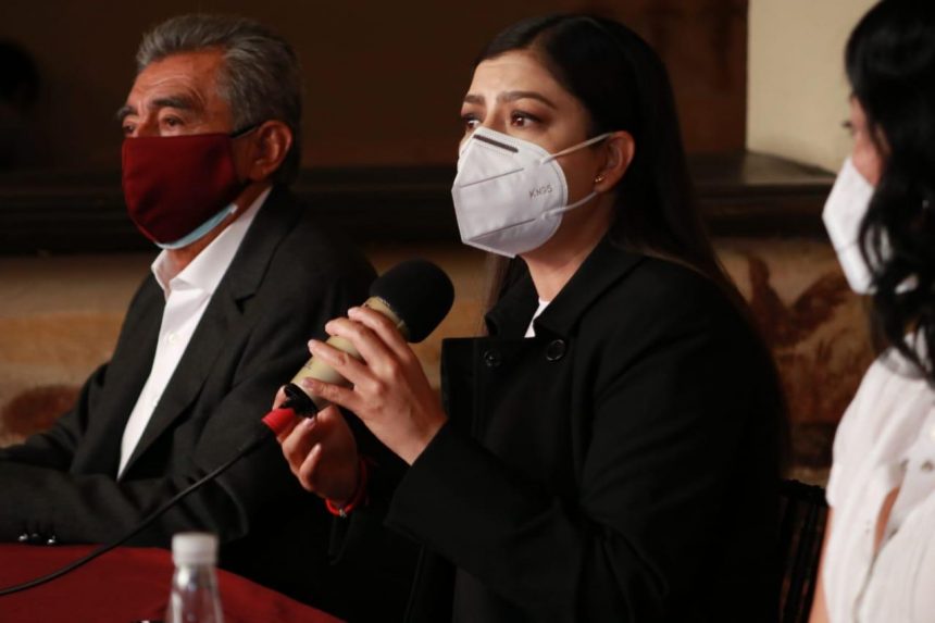 Llama Claudia Rivera a la unidad y al trabajo en equipo