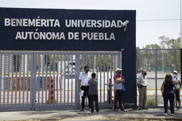 buap-vacuna-covid-19-457301 (2) Llegó a su meta la entrega de turnos para la vacuna anti Covid