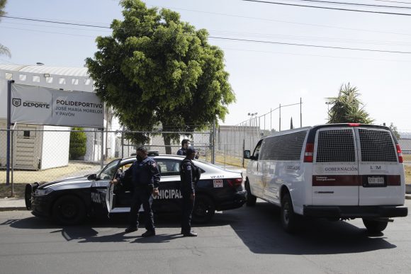 Rescata SSP a 87 migrantes en Amozoc