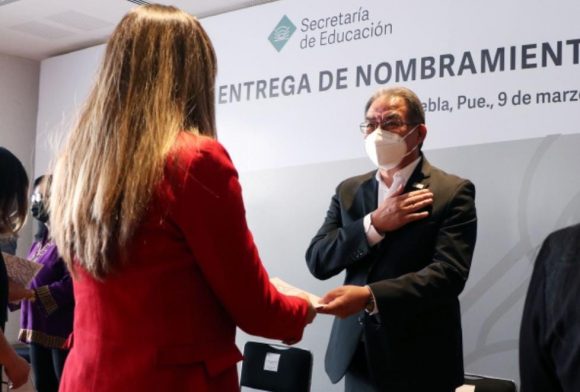 fdf1cdcd-4f00-4260-abdc-0e793ddbe179 (1) Regularizará SEP más de 12 mil plazas federales y estatales