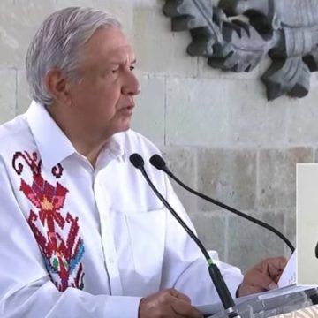 López Obrador visita una vez más la Mixteca poblana, no usó cubrebocas