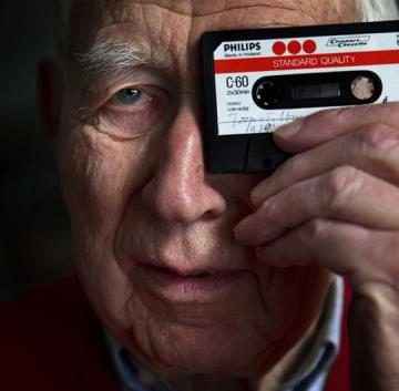 Murió el inventor del cassette a los 94 años