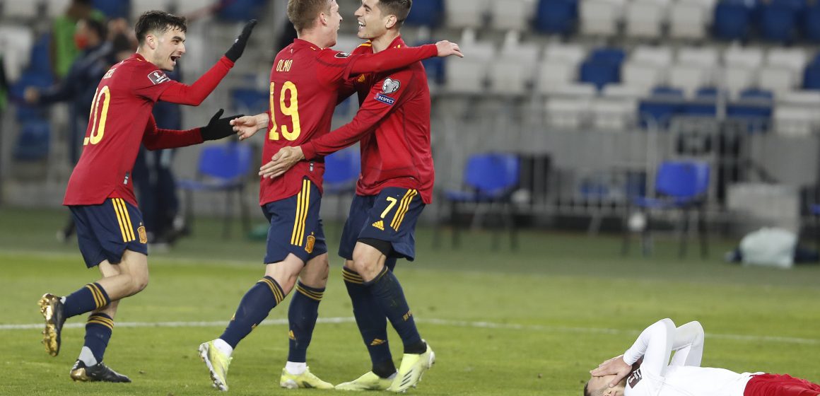España rescató triunfo ante Georgia de último minuto