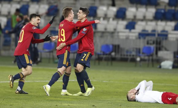 España rescató triunfo ante Georgia de último minuto